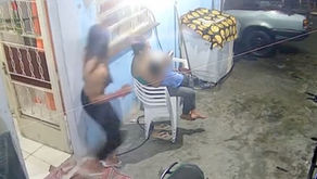 Le quitan la vida a madre que estaba con su hijo en brazos afuera de su hogar; el bebé cayó al piso ileso