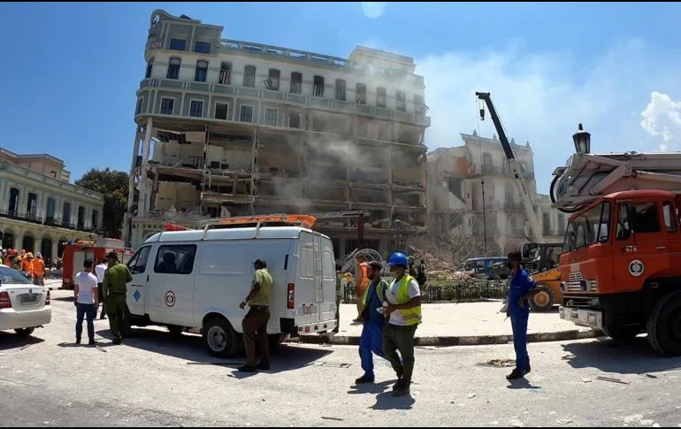 Suman 25 muertos por explosión en hotel Saratoga de La Habana