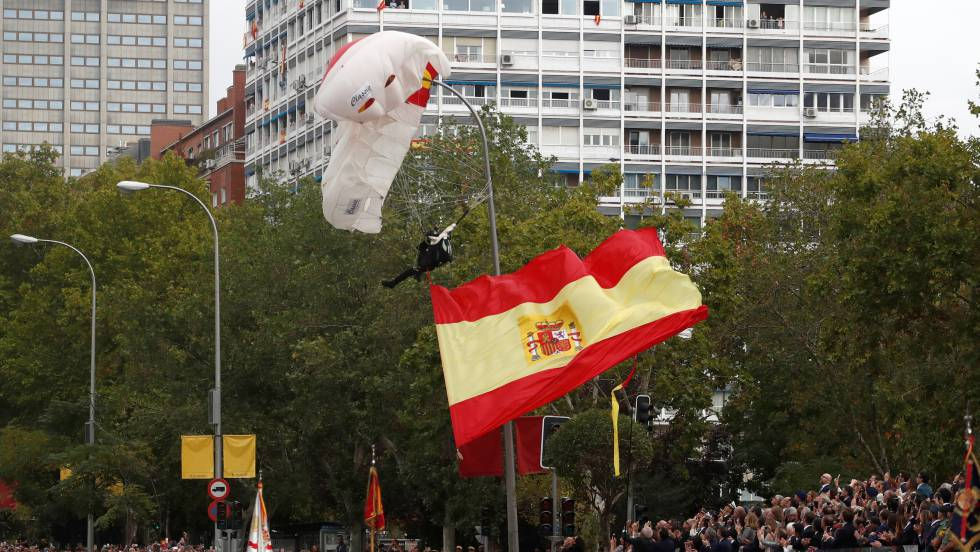 Cataluña: la bandera en la farola | Plumaje de Emprendedorpolitico.com