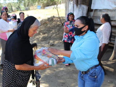 Wilma Zavala lleva programa de seguridad alimentaria a transportistas de Zacapu