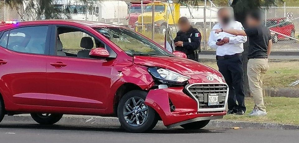 Niño es atropellado por auto en el periférico norte de Morelia