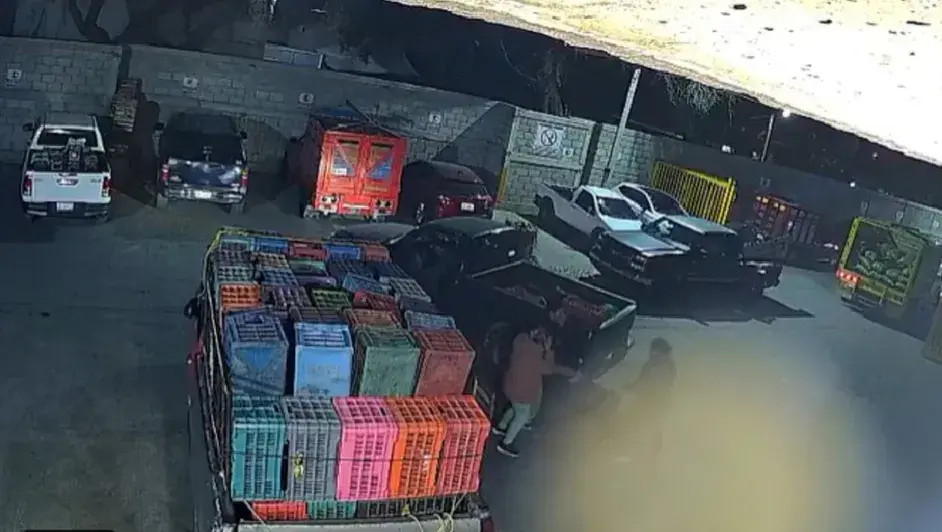 Niño de 2 años muere tras ser atropellado por camioneta conducida por su tío, en la Central de Abastos