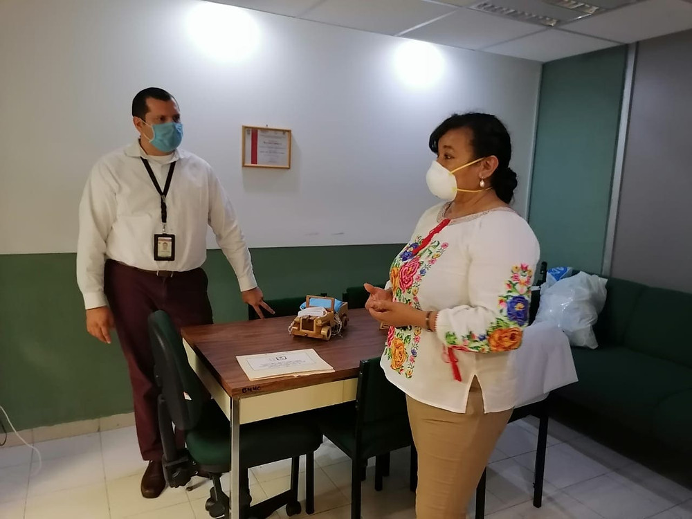 Diputada María Chávez gestiona pliegos petitorios de personal médico para enfrentar el COVID-19