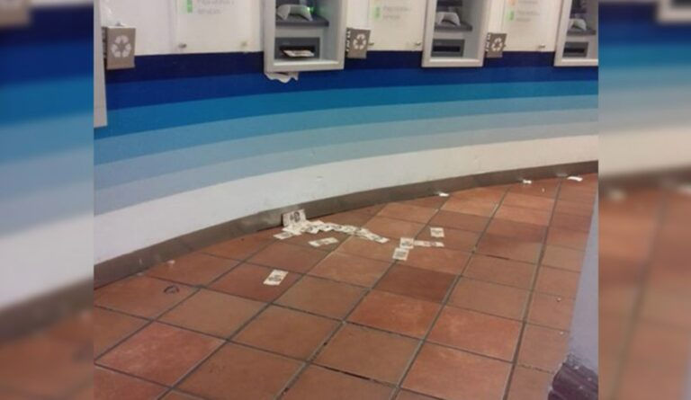 Bandidos Revolution, banda que hace que cajeros escupan billetes a montones