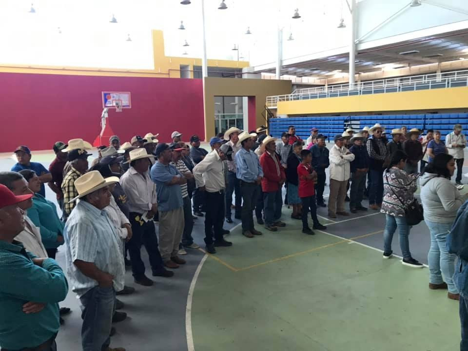 #Acámbaro: Se apoya a productores con aspersoras pulverizadoras.