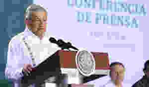 AMLO celebra aprobación de leyes secundarias de la reforma educativa