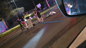 Videos fuertes: Motociclista pierde la vida esta noche sobre la Av. Madero
