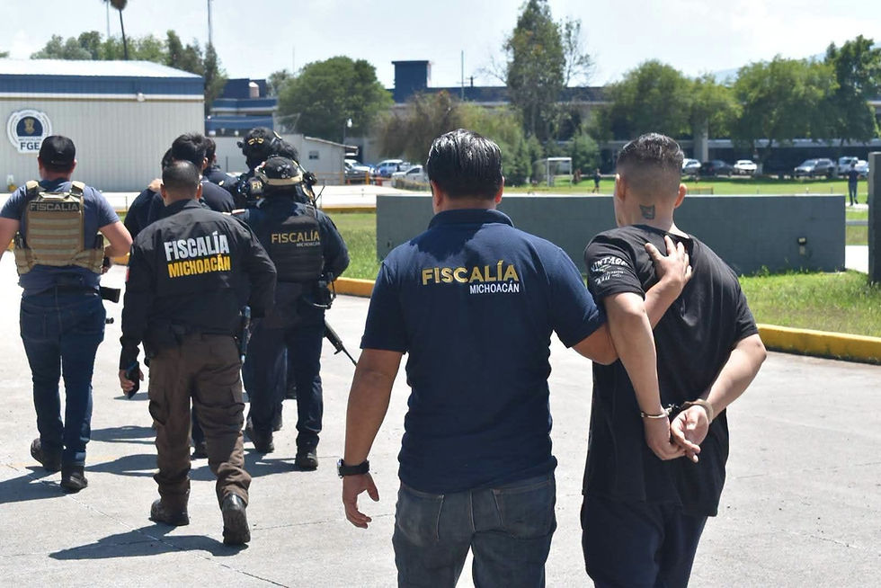 Acusados por secuestr0s en el occidente de Michoacán detienen al director de policía de José Sixto Verduzco y a tres policías