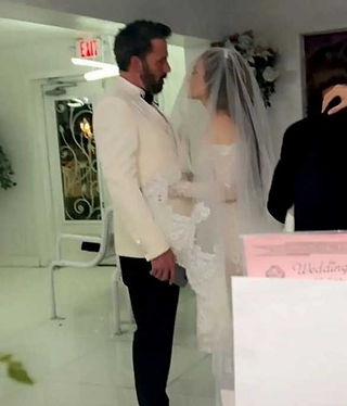 Jennifer López cuenta cómo fue su boda con Ben Affleck y revela fotos