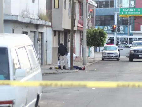 Al intentar ingresar a una casa para robar, sujeto perdió la vida tras sufrir una caída de aproximadamente 4 metros