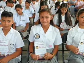 Estudiantes de primaria recibirán pago de más de 2 MIL pesos con Beca Rita Cetina en 2026