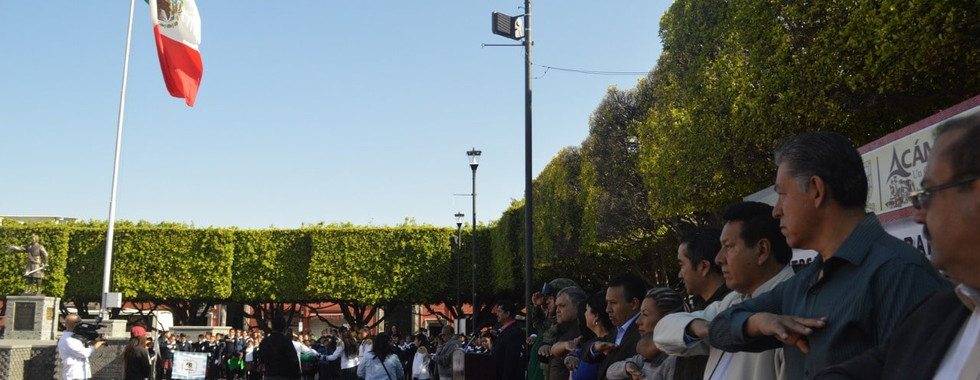 Con un acto cívico, celebran en Acámbaro el 199 Aniversario de la Bandera Nacional Mexicana