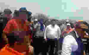 “Aquí, los únicos asesinatos son del Ejército”: Dr. Mireles a pobladores de la Huacana | Video