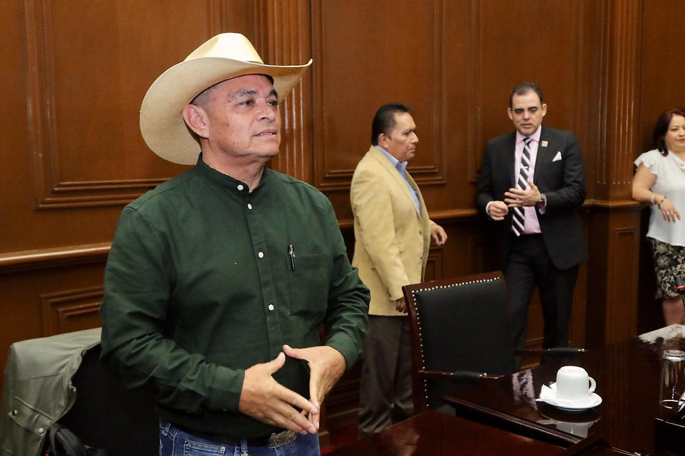 Exige Salvador Arvizu respeto para las y los diputados que llegan temprano a las sesiones