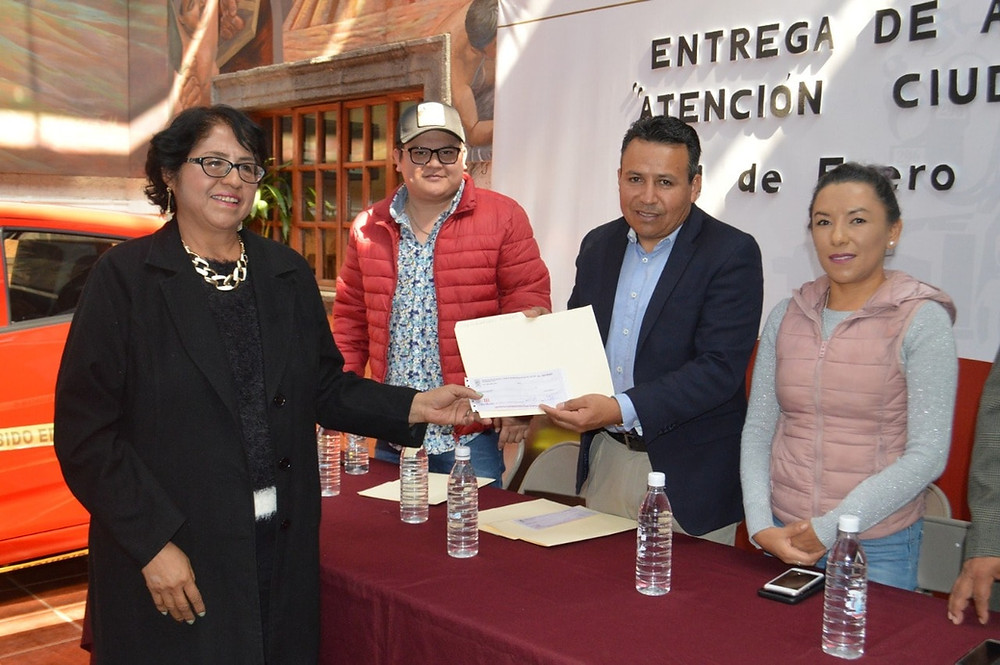 #Acámbaro: Entregan apoyos de Atención Ciudadana a familias de escasos recursos económicos