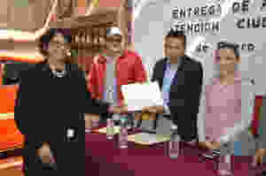 #Acámbaro: Entregan apoyos de Atención Ciudadana a familias de escasos recursos económicos