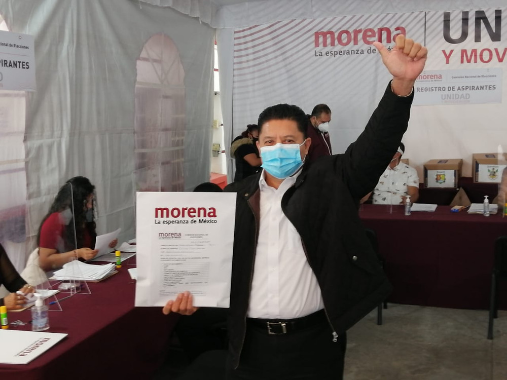 Feliciano Flores realiza su registro formal para la gubernatura de Michoacán