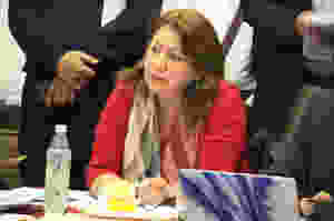 Voté en contra de más endeudamiento para no comprometer el futuro de la entidad: Cristina Portillo