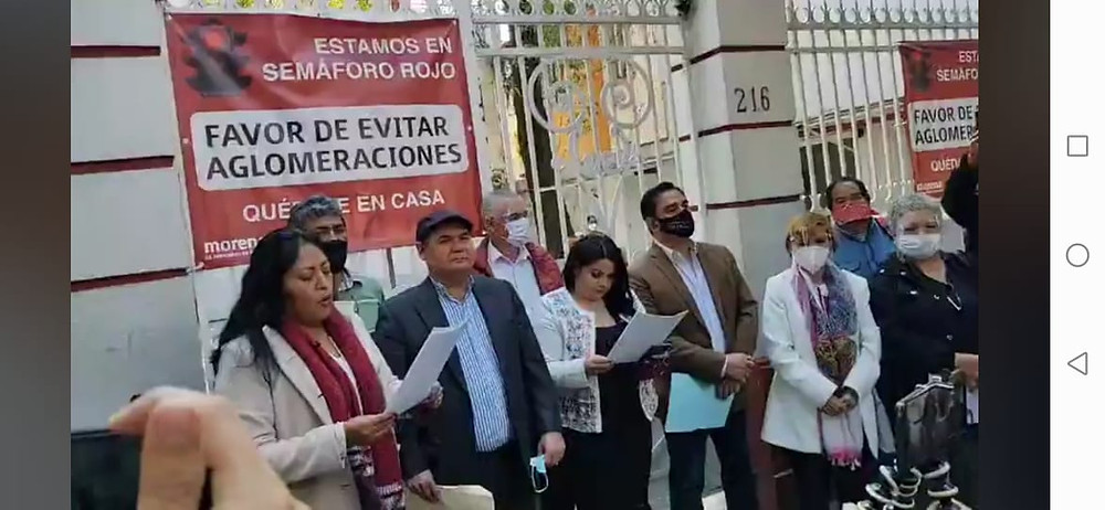 Mario Delgado no atiende petición de suspirantes morenistas michoacanos y lo corretean