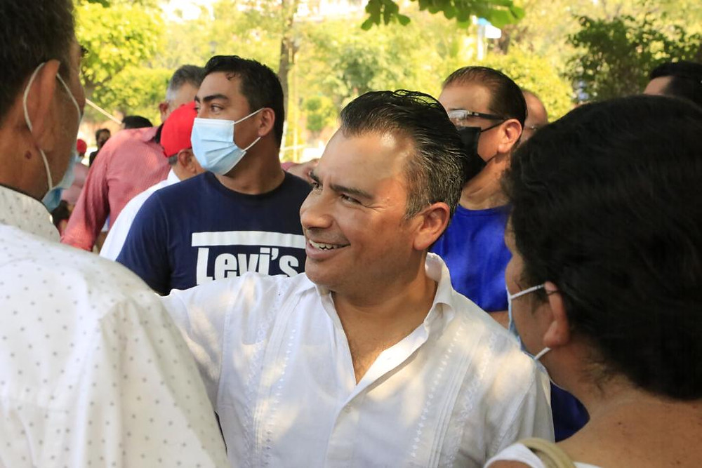 Condicionar pago de maestros a que tomen las vías del tren, violenta derechos laborales: Diputado