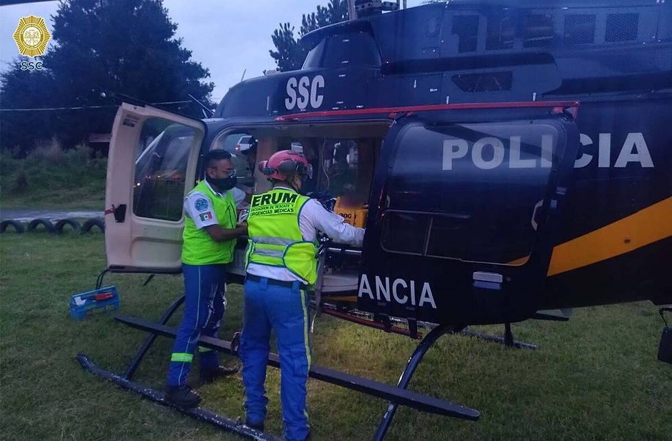 Niño de 8 años que cayó a cráter de 50 metros de profundidad en un volcán de Tlalpan, CDMX, es rescatado