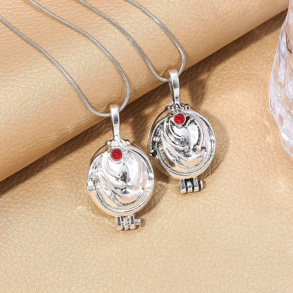 Thumbnail: Verena Vintage Pendant Necklace