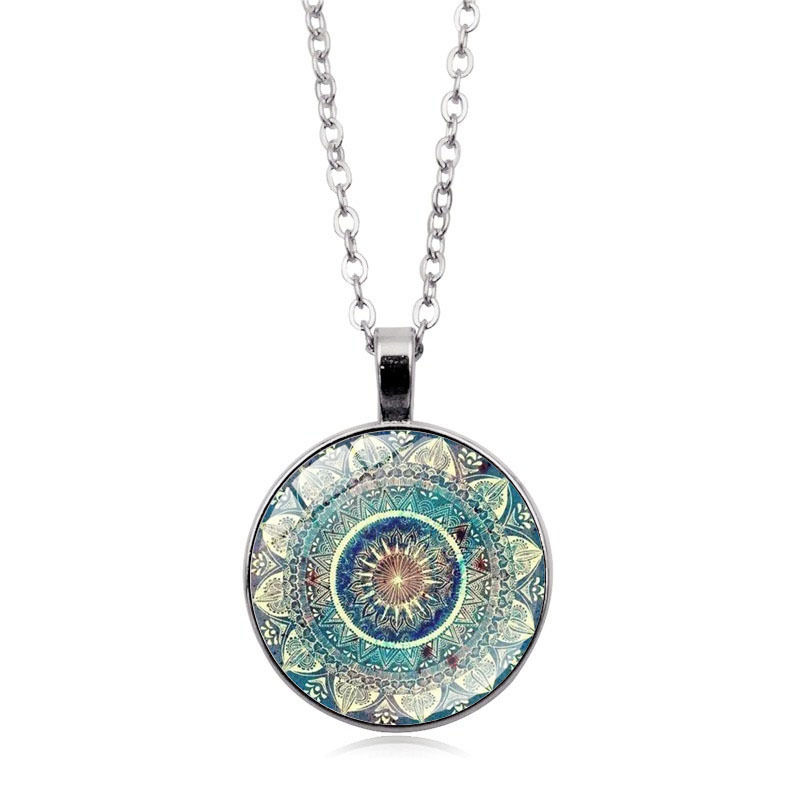 Thumbnail: Aurora Crystal Necklace