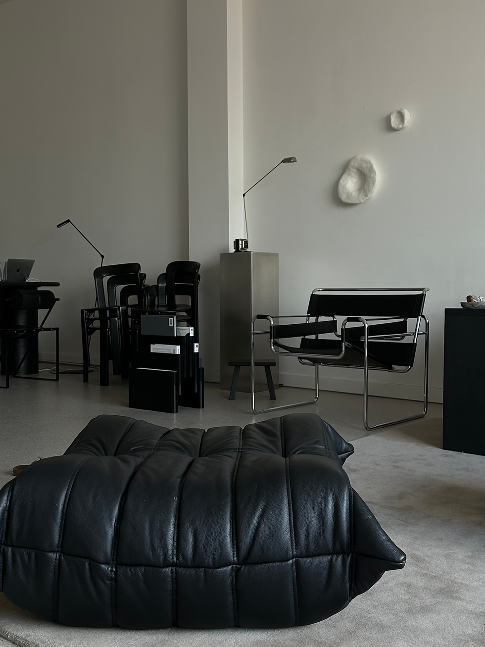 Carrara objects, photographed by Lera Sanzharovets