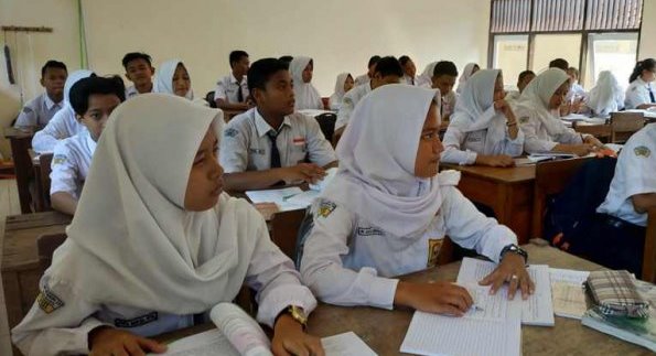 Soal Sumatif Tengah Semester STS PTS Semester 1 Kelas 8 SMP Tahun 2024 Kurikulum Merdeka dan Kurikulum 2013