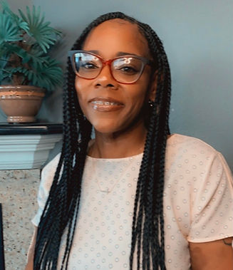 LaKeisha Headshot 2021.jpg