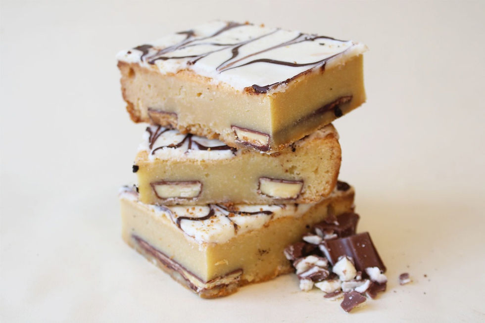 Kinder Bar Blondie Tray