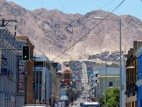 Estudio de las relaciones entre el sector del cobre y la ciudad de Antofagasta (Chile)