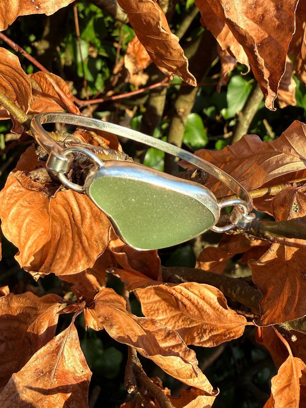 Thumbnail: Sea Green Sea Glass Tension Bangle