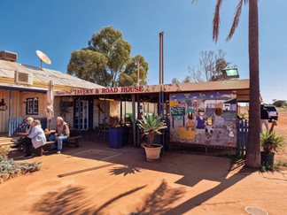 Road House mitten im Outback auf dem Great Northern Hwy