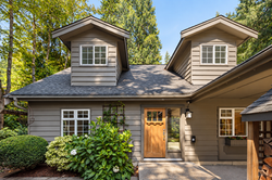 1458 KILMER ROAD, LYNN VALLEY, NORTH VANCOUVER