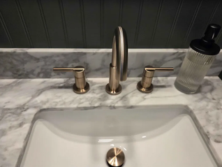 streak free shine on a bathroom faucet after using hot water during a sparkling homes clean