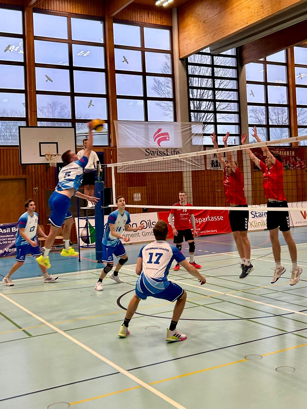 Auch aus dem Hinterfeld gefährlich: Pascal Higler, Foto: Martin Hoiß