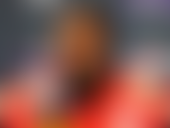 Kansas City Chiefs Lineman Offers to Cover $1.5M in Stolen Chicken Wings to Free Woman