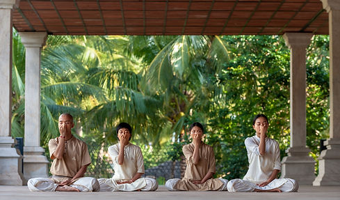 Nadi Shuddhi Pranayama Yoga