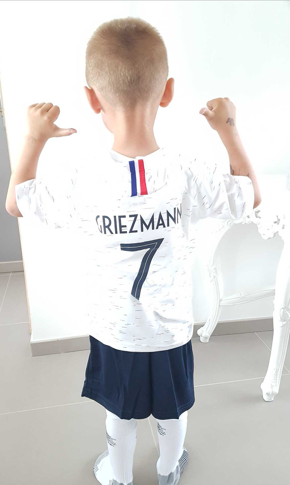 Thumbnail: France kids world cup Aaway 2018 Jersey+Short+Socks.