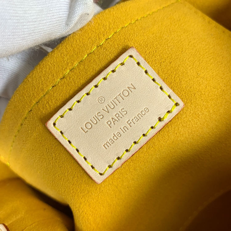 Thumbnail: LOUIS VUITTON Jean Bag