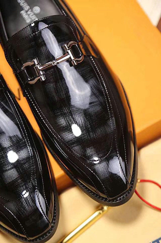 Thumbnail: LOUIS VUITTON Mens Leather Shoe