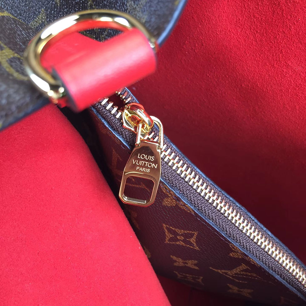 Thumbnail: LOUIS VUITTON Monogram Canvas Neonoe Bag