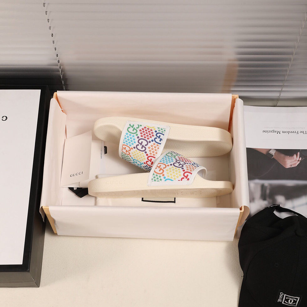 Thumbnail: GUCCI Slippers 