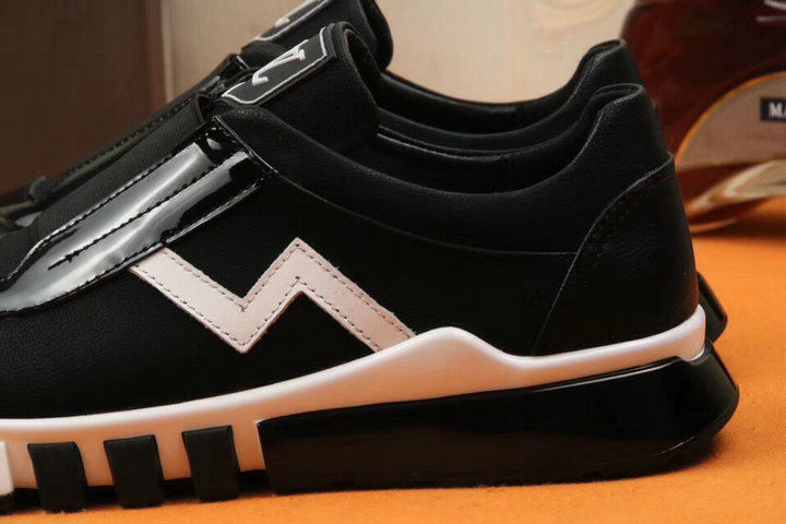 Miniature : LOUIS VUITTON Mens Sneakers