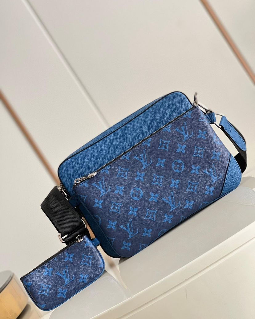 Thumbnail: LOUIS VUITTON BAG