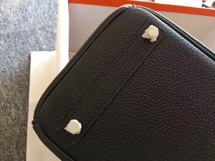 Thumbnail: HERMES Kelly Shoulder Leather Bag