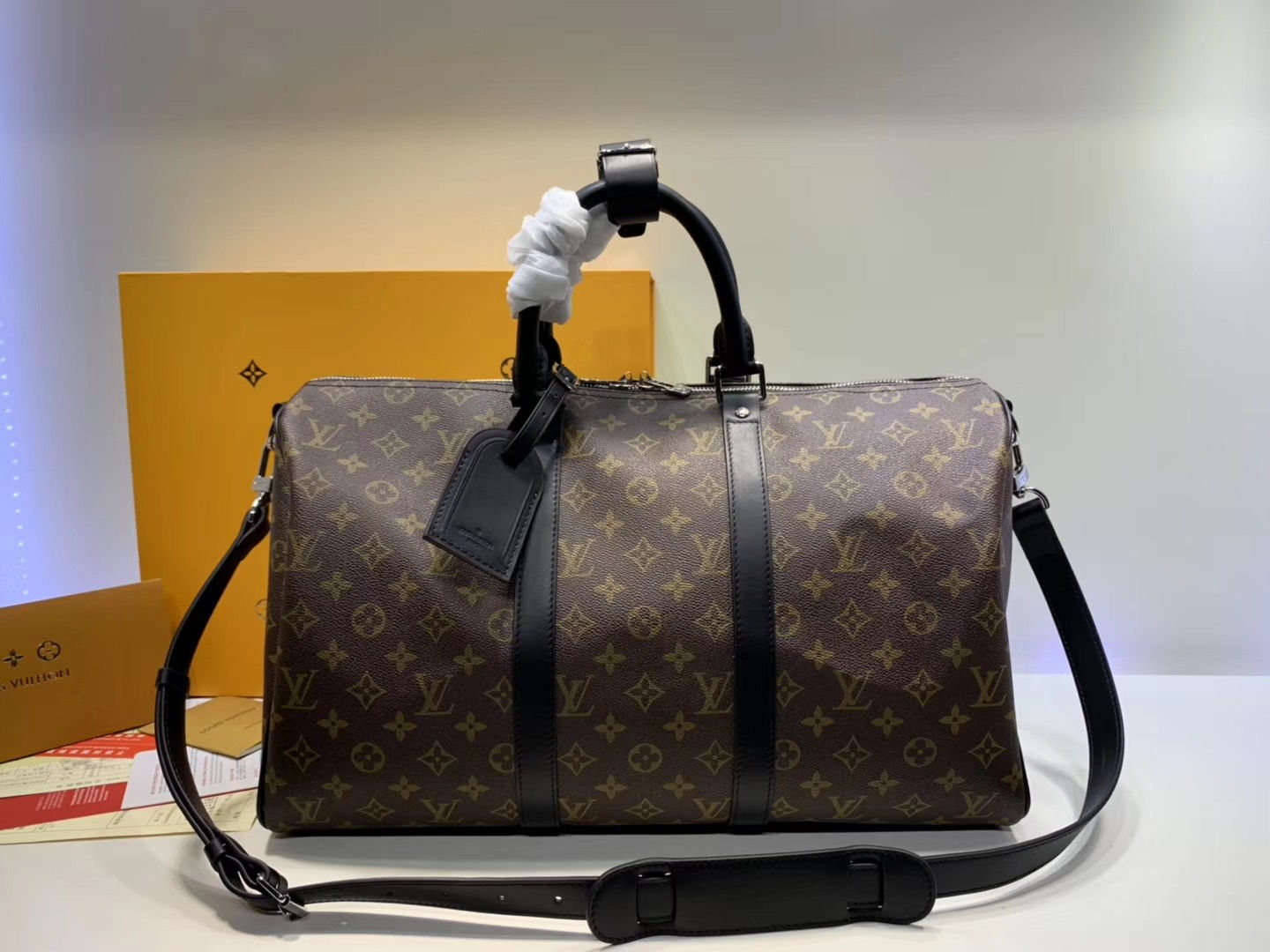 LOUIS VUITTON KEEPALL