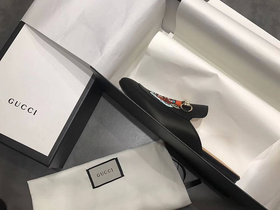 Thumbnail: GUCCI Leather Shoes