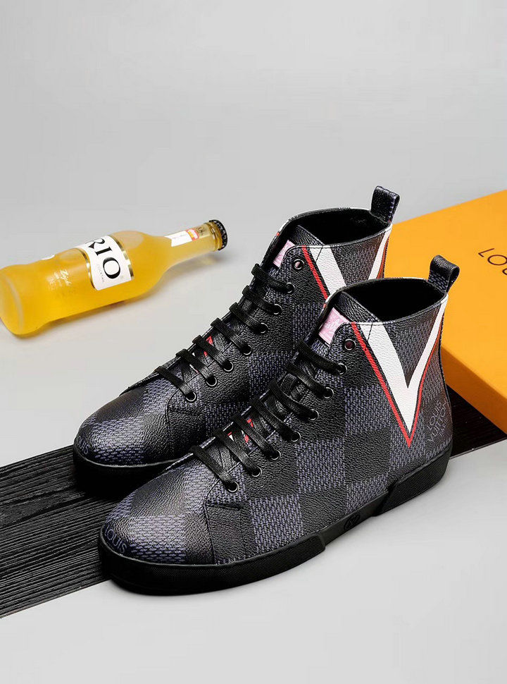 Thumbnail: LOUIS VUITTON Mens Shoe